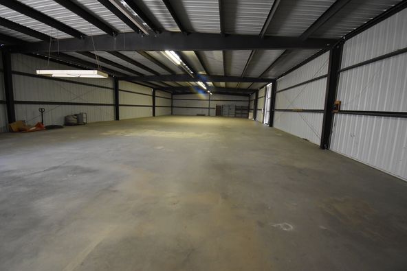 DESERT SHORES COMMERCIAL BUILDING: 3844 Scott Dr, Thermal, CA 92274